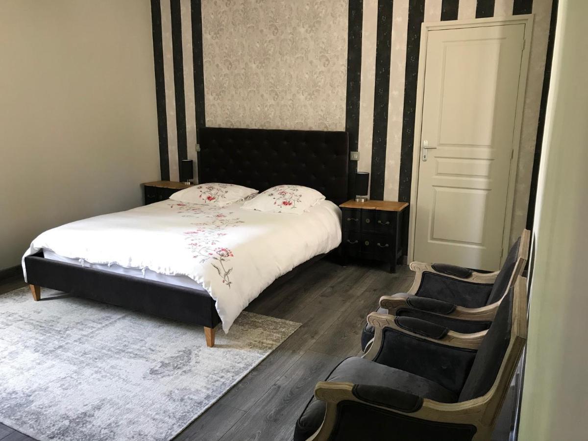 Les Chambres D'Hotes Chez Alisa Et Daniel ซาร์ลา-ลา-กาเนดา ภายนอก รูปภาพ