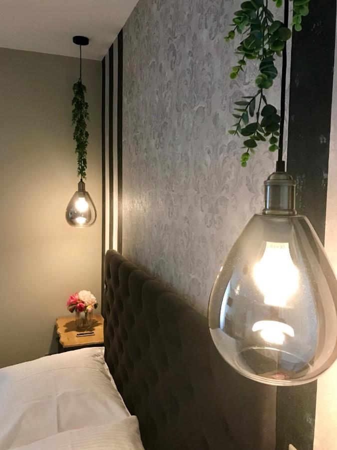 Les Chambres D'Hotes Chez Alisa Et Daniel ซาร์ลา-ลา-กาเนดา ภายนอก รูปภาพ
