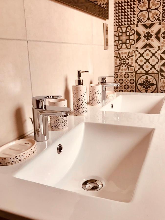 Les Chambres D'Hotes Chez Alisa Et Daniel ซาร์ลา-ลา-กาเนดา ภายนอก รูปภาพ
